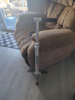Giddo Pogo Stick Silver Aluminum