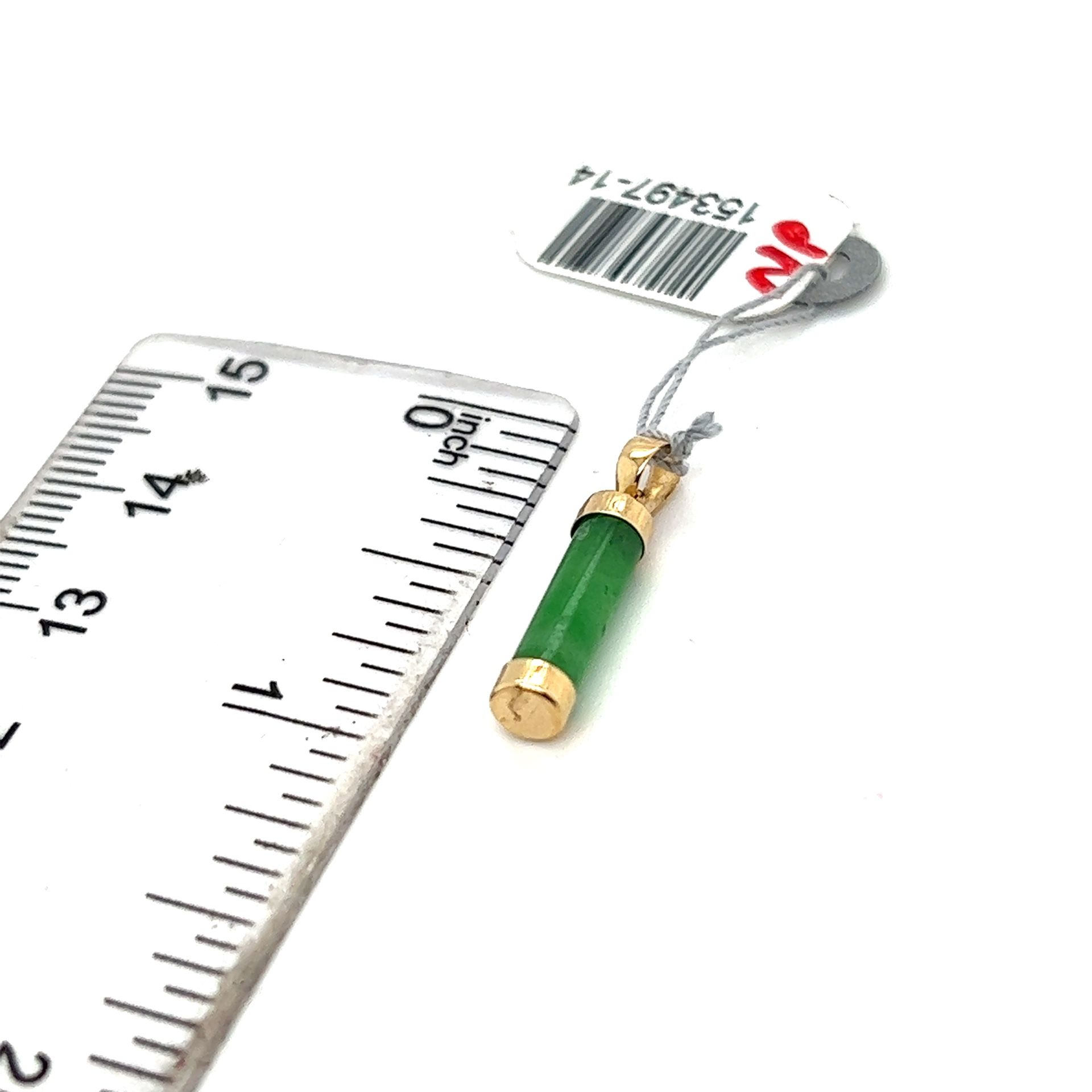14kt Gold Small Jade Cylinder Pendant 0.70grams 153497 14