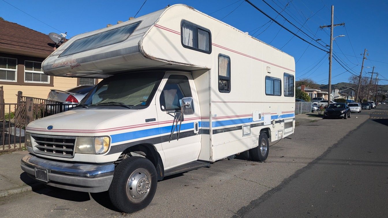 1995 Ford E350 Jamboree Searcher by Fleetwood
