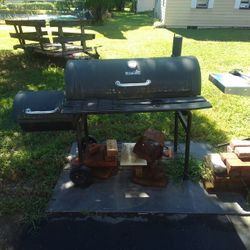 Smoker, Charbroil
