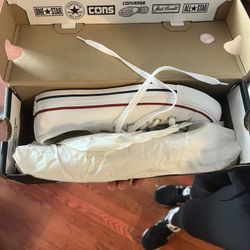 White Classic Converse 7.5 Women’s 