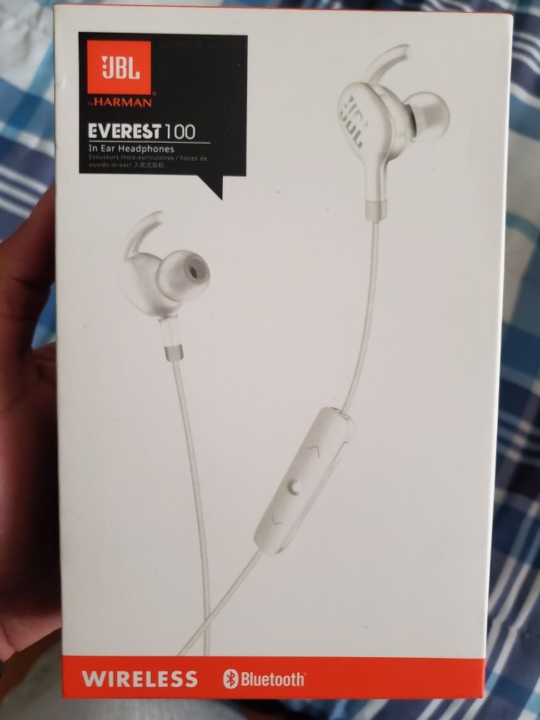 JBL Everest 100 Bluetooth Wireless Headphones