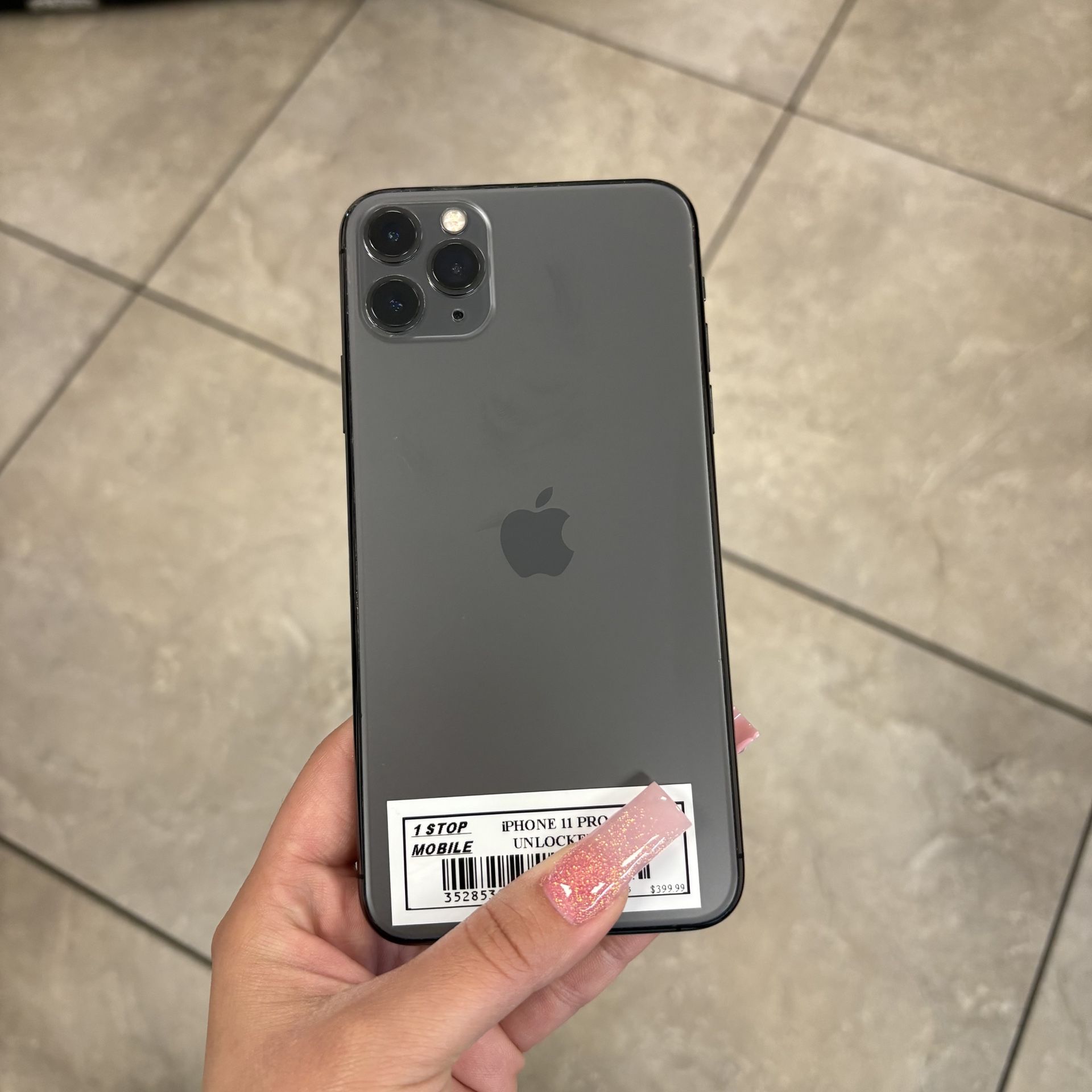 iPHONE 11 PRO MAX UNLOCKED