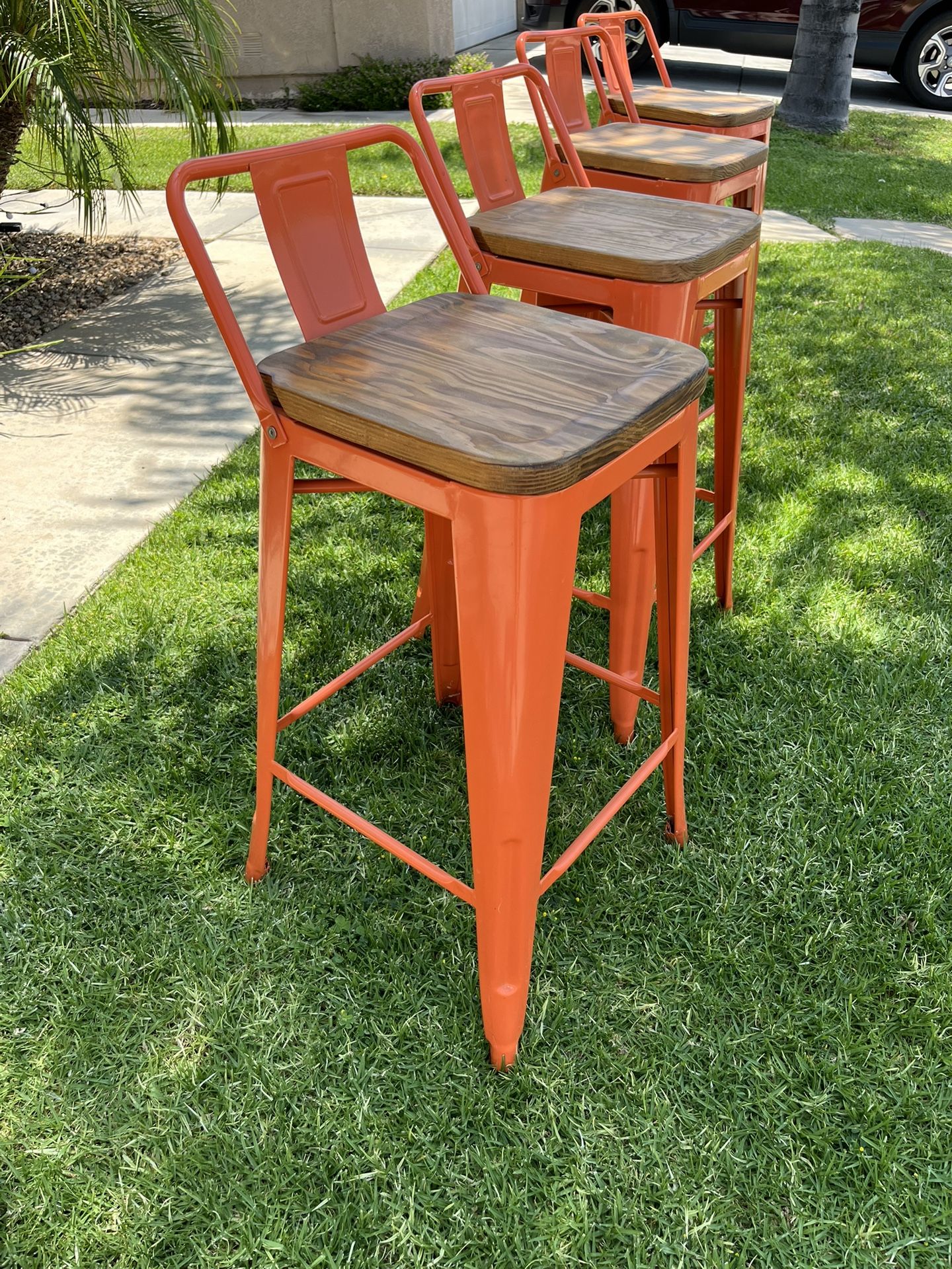 Orange metal Wood Seat Bar Stool Set Of 4