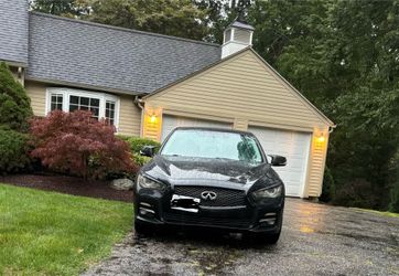 2014 Infiniti Q50