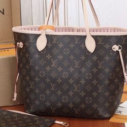 Louis Vuitton Neverfull Bag