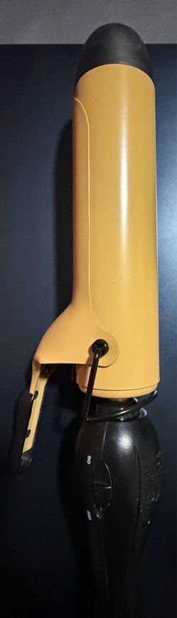 Pro Beauty 1.5” Ceramic Curling Iron