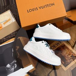 Louis Vuitton Time Out 4