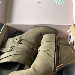 Charlotte Russe Boots 