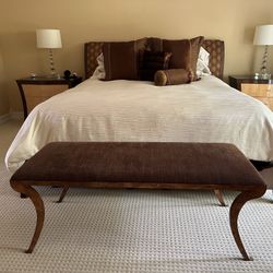 Italian Cantoni Bedroom Furniture and Contents