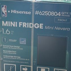 Brand‑new, sealed box Hisense 1.6 cu ft mini fridge