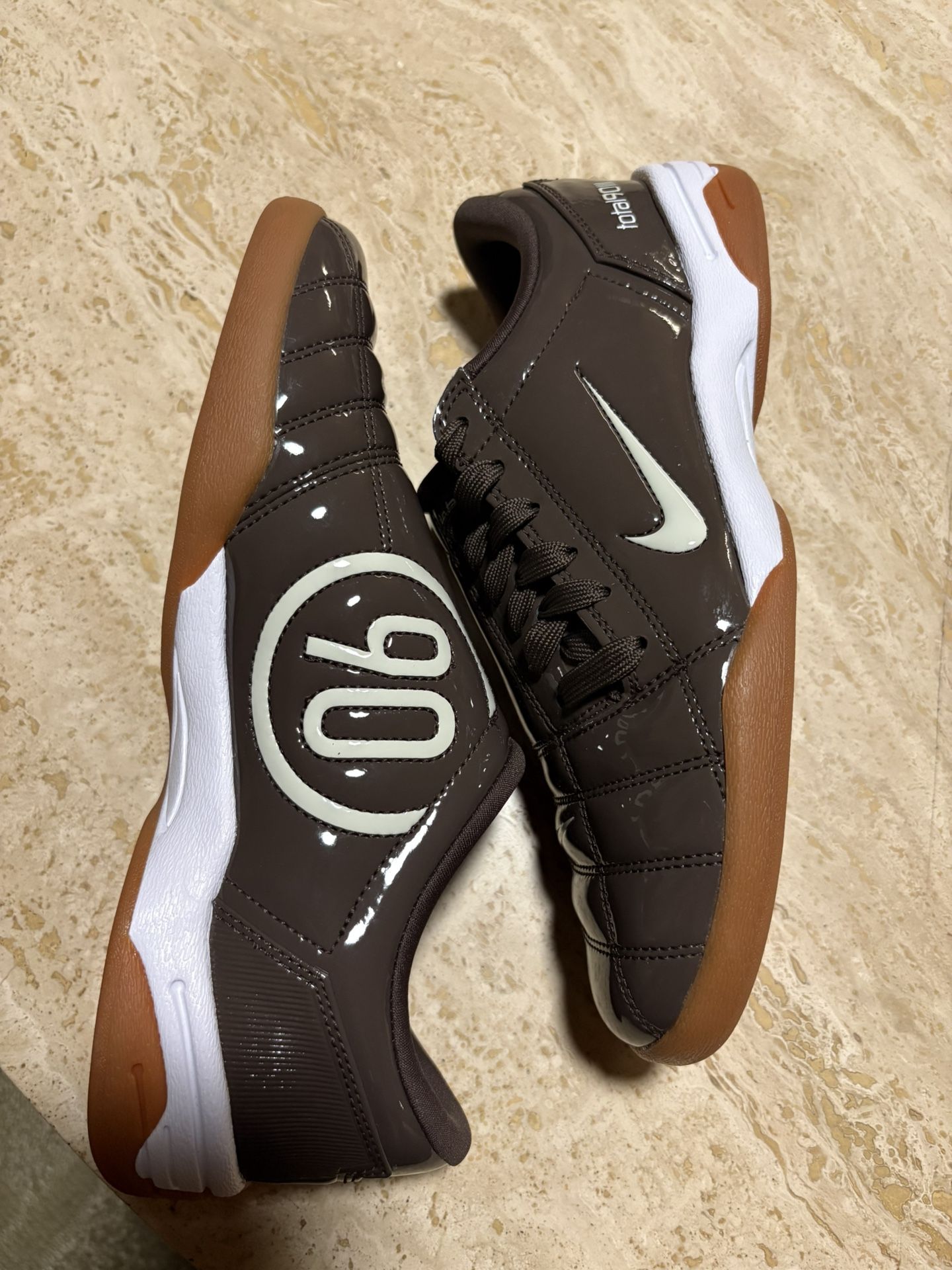 Nike Total 90 iii Baroque Brown indoor soccer shoes women’s sz 8.5 men’s sz 7