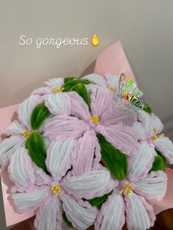 Pipe cleaner flowers