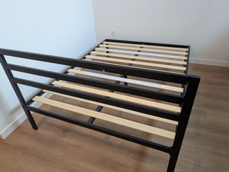 Queen Zinus Mia Metal Platform Bed Frame with Headboard