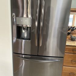 Frigidaire Refrigerator