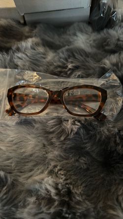 Reading glasses
