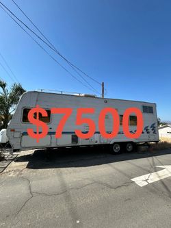 Toy hauler