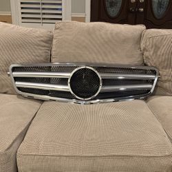 Mercedes Benz W204 Grill