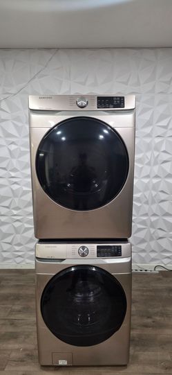 Champagne Samsung Washer & gas dryer stacked