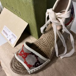 Gucci Women’s Wicker High hills 
