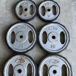 125 Lbs of rubber bumper plate weights with barbell & collars