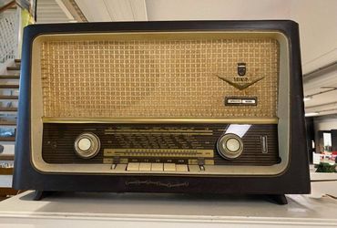 Grundig Majestic 1097 Radio