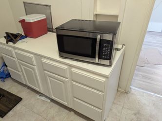 Storage cabinet