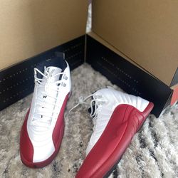 Jordan 12 Cherry Men Size 13 