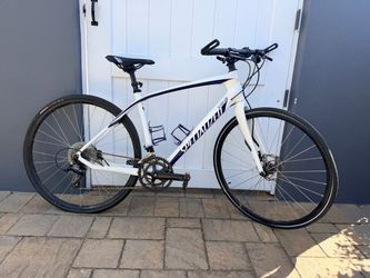 2015 Specialized Vita Sport Disc Women’s Hybrid/Fitness Bike – Large – Shimano Sora
