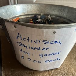 Activision And Sky landers Action  Figures 