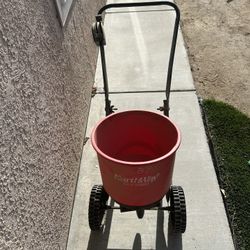 Earthway Fertilizer Spreader