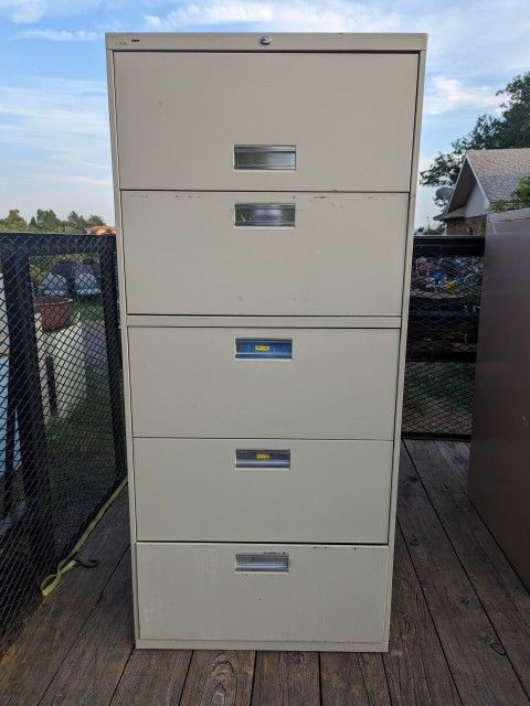 HON 30w Lateral File Cabinet 