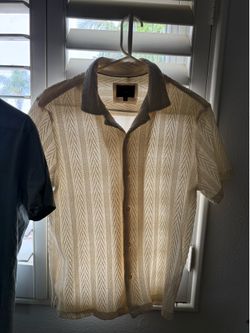 Short sleeve knit buttoned shirt from Marc Asher