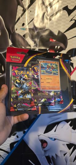 Pitch black 3 pack booster blister. Pokemon