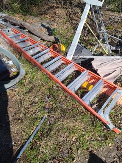 10ftt Ladder Broken Foot