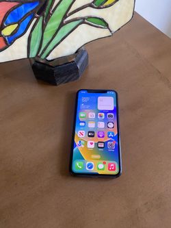 iPhone X ( Unlocked) 64gb Gray color