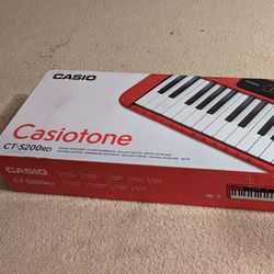 CASIO Casiotone CT-5200rd / CT-5200 Red Digital 61-key Keyboard 