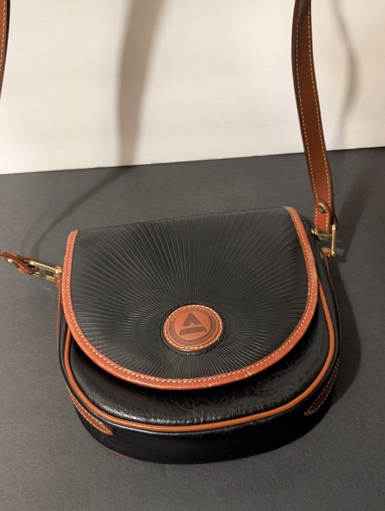 Vintage Andantini Crossbody