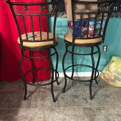 2 Stool Chairs 