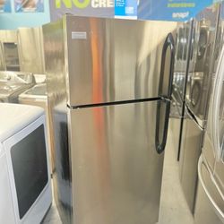 Frigidaire Refrigerator 