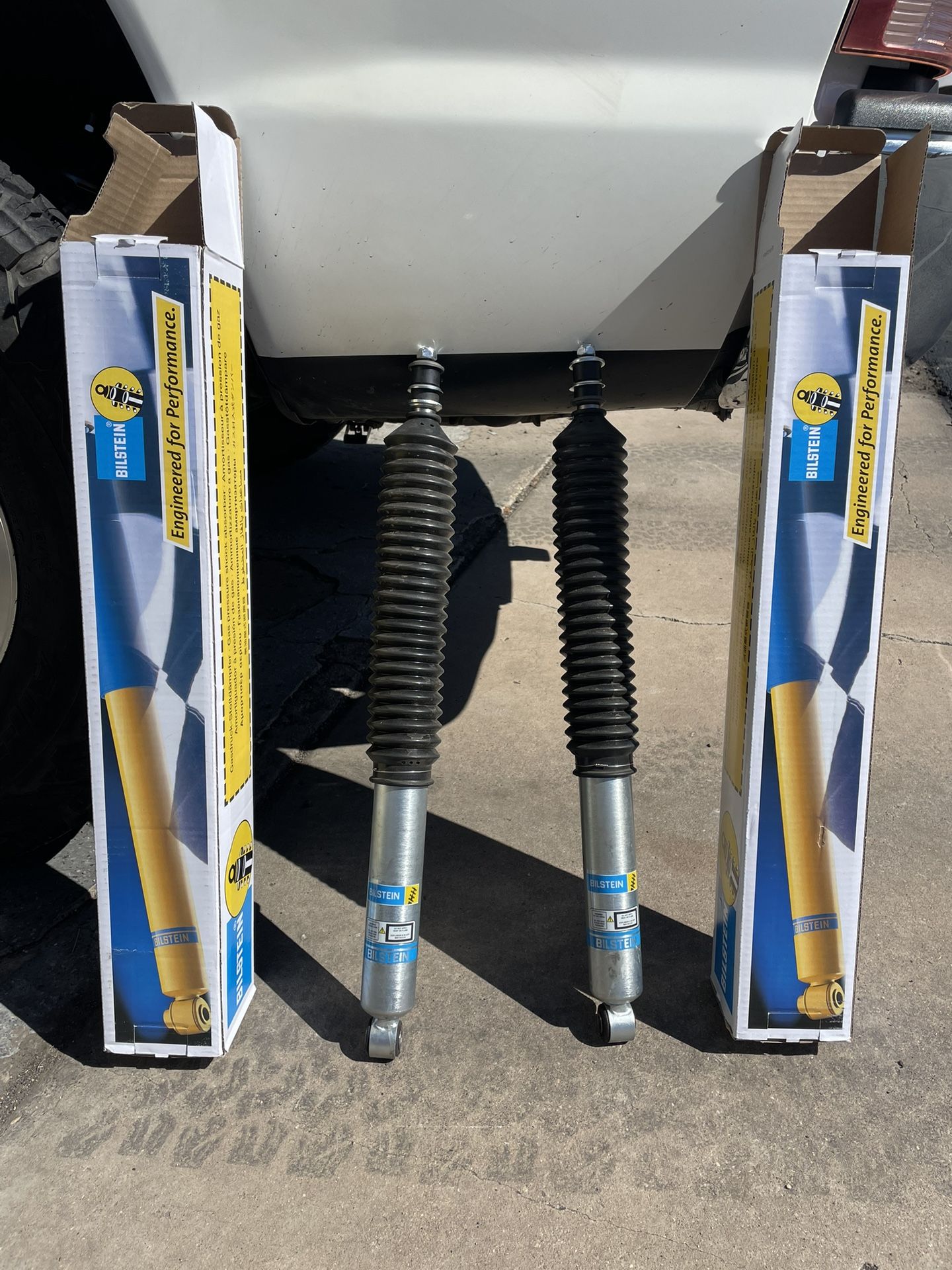 Toyota Tacoma Bilstein 5100 Rear Shocks