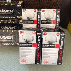 N95 Respirator And Gloves 