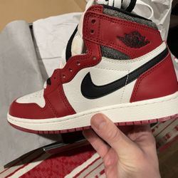 Air Jordan 1 L&F Chicago Size 4Y for Sale in Chicago, IL - OfferUp