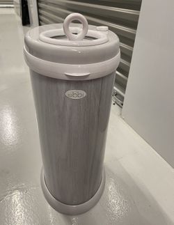 Diaper Genie Can