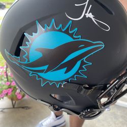 Signed Tyrek Hill Signed Helmet 