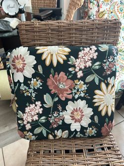 Pads for seat ( 2 different color)