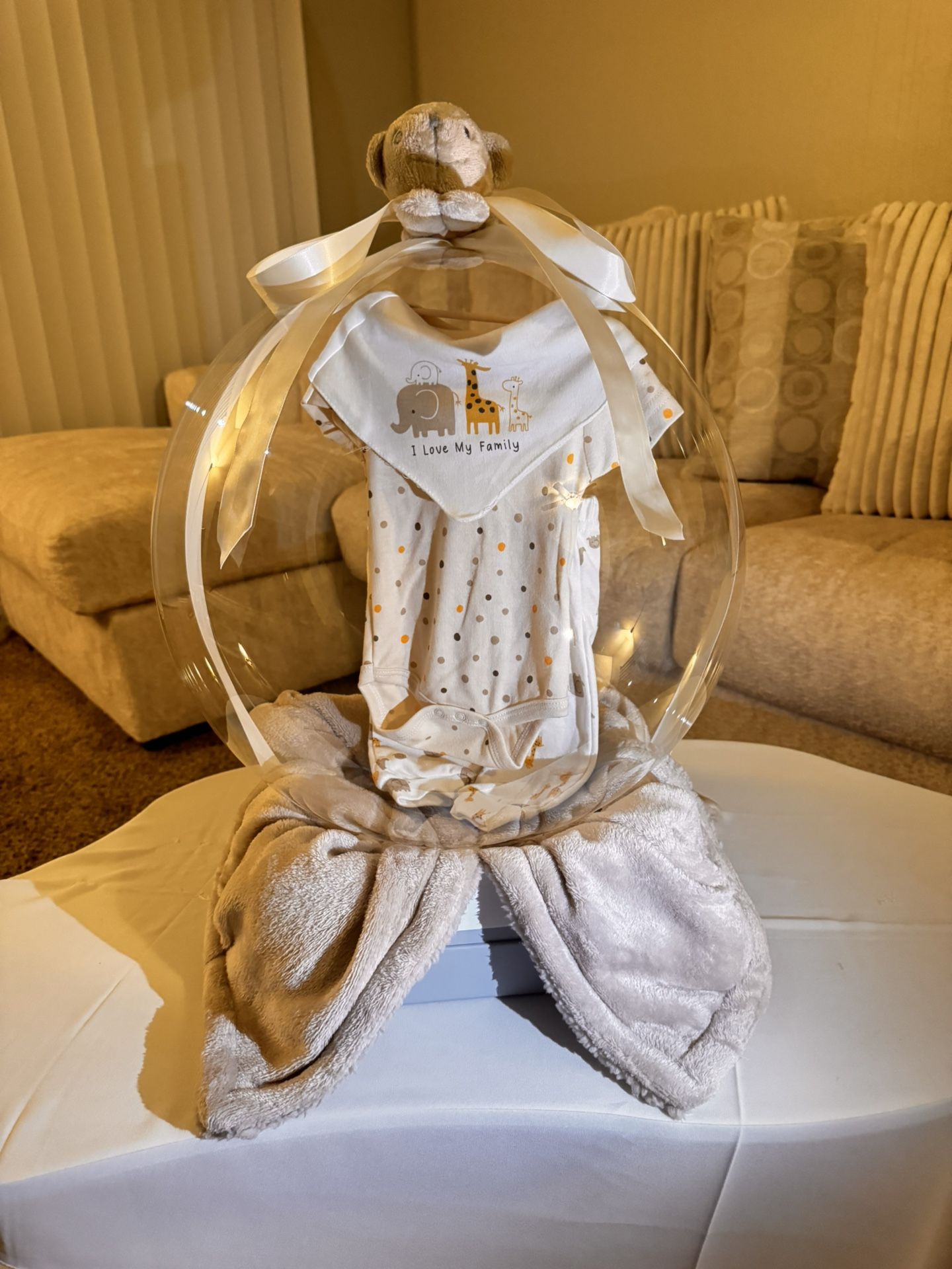 π Custom Balloon Gift Arrangements | Unique Surprise Gifts