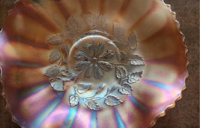 Sugar Diamond Glass Co. 10"Red Marigold Ruffled Edge Carnival Glass Bowl