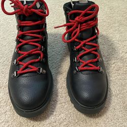 Youth Boots Size 3 