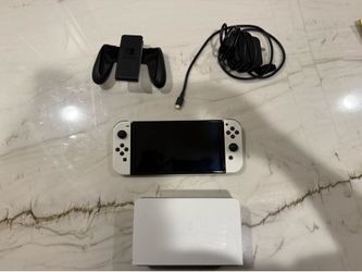 Nintendo Switch OLED - White